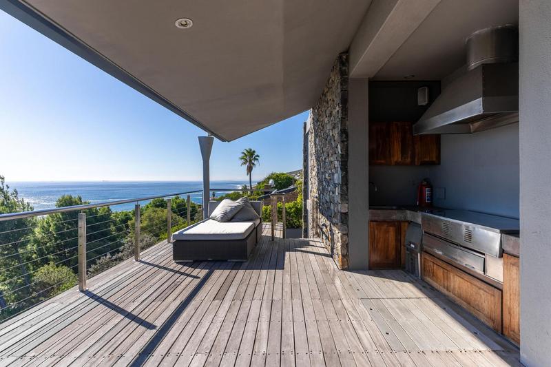 6 Bedroom Property for Sale in Llandudno Western Cape